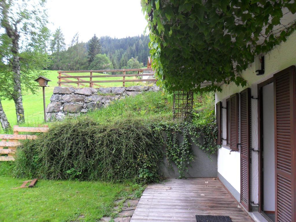 Ferienhaus Sara Bad Kleinkirchheim Kamer foto